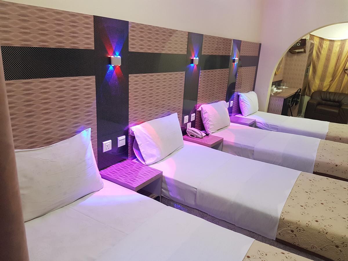 Tehran Hotel 迪拜 外观 照片