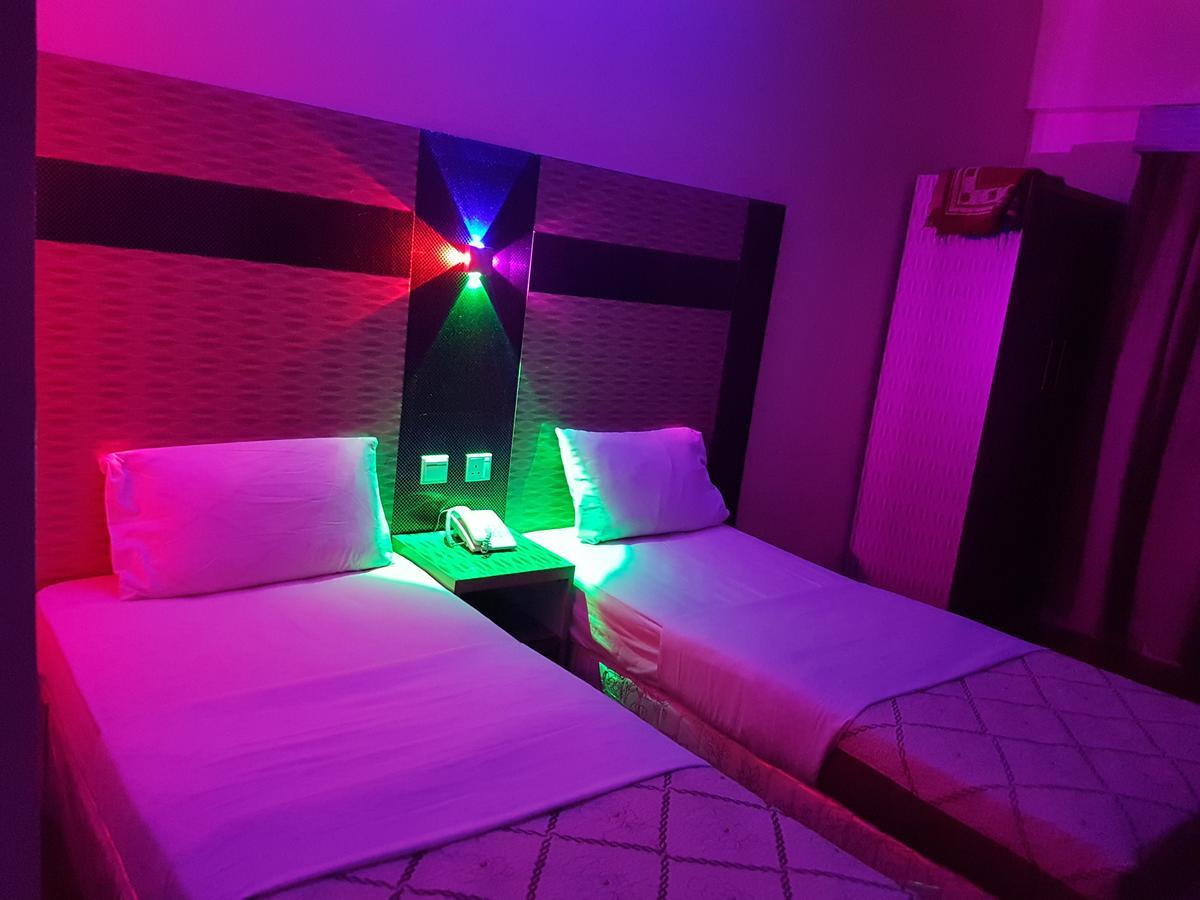 Tehran Hotel 迪拜 外观 照片